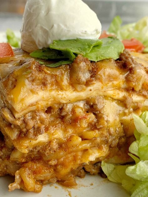 Burrito Lasagna, Beef Spanish Rice, Burritos Casserole, Lasagna Recipe With Ricotta Beef, Mexican Lasagna With Tortillas, Recipe With Ricotta, Mexican Lasagna Recipes, Beef Burrito, Lasagna Recipe With Ricotta