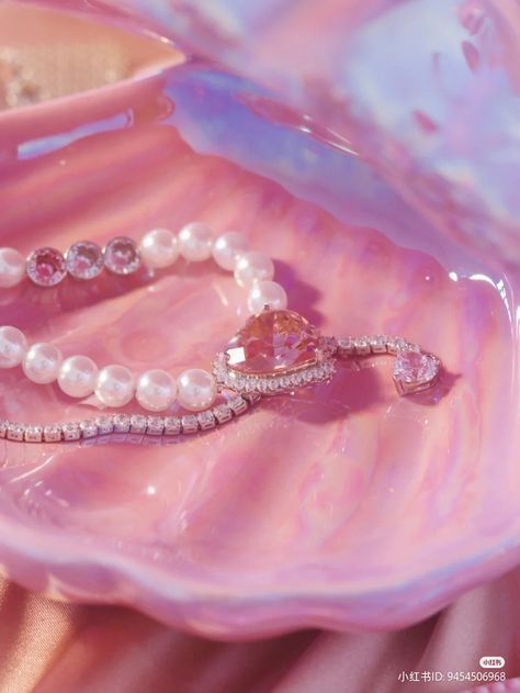 Pink Pirate Aesthetic, Pirate Aesthetic, Pink Pirate, Princess Lia, Pirate Fairy, Aesthetic Objects, Jewelry Boutique, Mermaid Princess, House Of Dragons