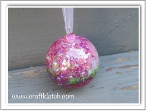 Make Something Monday, Homemade Coasters, Resin Ball, Resin Ornaments, Garden Balls, Round Ice, Resin Creations, Glitter Ball, Ice Resin