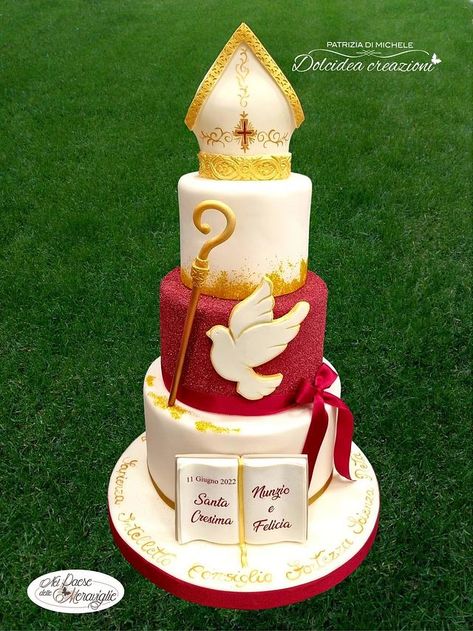 Jubilee Cake, Confirmation Ideas, Confirmation Cake, Extravagant Wedding Cakes, Catholic Confirmation, Confirmation Party, Religious Cakes, Confirmation Cakes, Gravity Defying Cake