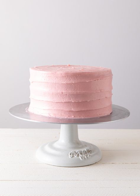 Easy Textured Buttercream Cakes - Style Sweet Textured Buttercream Cake, Elephant Birthday Cakes, Wedding Cake Designs Simple, Textured Buttercream, Buttercream Designs, Basic Cake, Simple Cake Designs, Smooth Cake, Cake Decorating Kits