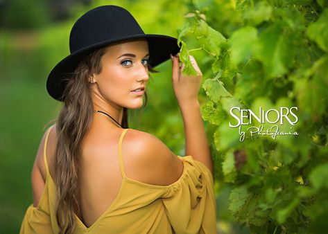 Fashion Senior Pictures. Fashion Senior Picture Ideas. #fashionseniorpictures #fashionseniorpictureideas #seniorsbyphotojeania Vineyard Senior Pictures, Dance Senior Pictures, Fall Senior Pictures, Senior Picture Ideas, Senior Poses, Photography Subjects, Senior Photoshoot, Ideas Photography, Senior Photo