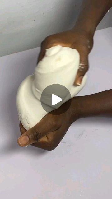 Brand Communicator (Baking Industry) on Instagram: "#Repost @temmieevents
• • • • • •
FULL VIDEO IS ON MY YOUTUBE CHANNEL. Link in my bio ❤️ 
~
Fondant can be so easy to make if you get the right recipe. This one is super easy and less stress 💯

#temmieevents #fondant #fondantrecipe #diy #diycake #fondanttutorial #fyp #explore #reels #madewithlove #its9jascakes" Diy Fondant Recipe, Best Fondant Recipe, Easy Fondant Recipe, Ukrasavanje Torti, Fondant Tips, Cake Techniques, Fondant Techniques, Fondant Flower Tutorial, Making Fondant