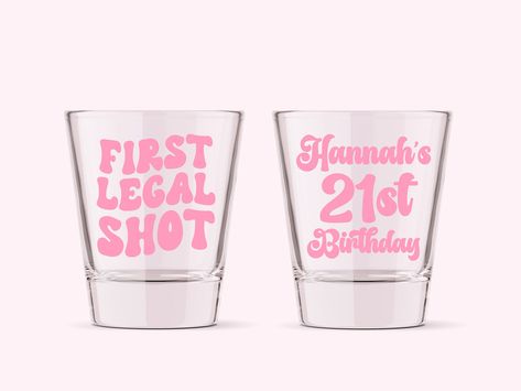 21st Birthday Glass, 21st Birthday Party Favors, Birthday Shot Glasses, 19th Birthday Gifts, Birthday Shots, 21st Birthday Party, Party Shots, Birthday Gift Photo, Retro Birthday