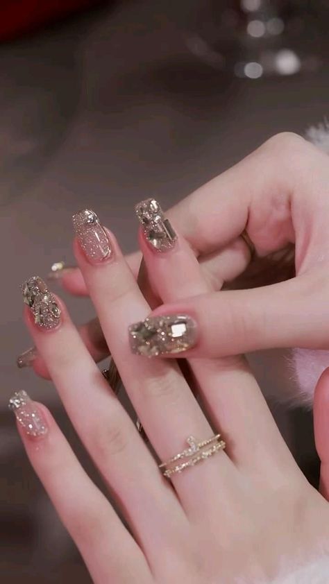 Bio Gel Nails, Clear Glitter Nails, Square Gel Nails, Makeup Nails Designs, Bridal Nail Art, Asian Nails, Hippie Nails, Gel Nail Art Designs, Nude Nail Designs