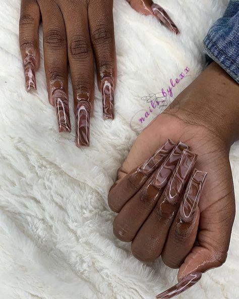 Nude Marble Acrylic Nails, Bougie Nails, Marble Acrylic Nails, Poppin Nails, Acrylic Nails Nude, Aqua Nails, Image Nails, Strawberry Chocolate, Vibrant Nails