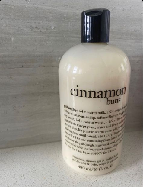 Cinnamon Roll Body Wash, Philosophy Hair Products, Cinnamon Buns Shower Gel, Philosophy Cinnamon Buns, Philosophy Shampoo Aesthetic, Philosophy Shampoo And Conditioner, Philosophy Scents, Shower Gel Aesthetic, Soccer Fits