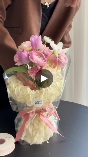 109K views · 1.1K reactions | Wrapping Up a Beautiful Bouquet: Step-by-Step Tutorial🌿💐
#florist #flowerarrangement #giftwrapping #flowerwrappingtutorial #bouquetwrapping | FloralSupplies.com Wraping Flowers Tutorial, Bouquet Wrap, Flower Tutorial, Beautiful Bouquet, Florist, Flower Arrangements, Step By Step, Gift Wrapping