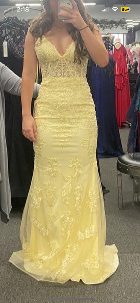 Yellow Pastel Prom Dress, Light Yellow Prom Dress, Pastel Prom Dress, Prom Dress Yellow, Yellow Prom Dresses, Yellow Corset, Yellow Prom Dress, Fitted Prom Dress, Yellow Prom