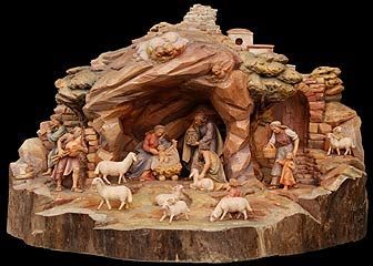 Christmas Grotto Ideas, Christmas Cave, Christmas Crib Ideas, Christmas Decorating Hacks, Christian Christmas Decorations, Nativity Stable, Christmas Tree Village, Christmas Village Accessories, Diy Nativity