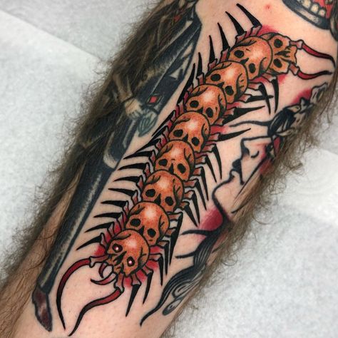 Centipede With Eyes Tattoo, Tooth Centipede Tattoo, Old School Centipede Tattoo, Traditional Insect Tattoo, Millipede Tattoo, Traditional Centipede Tattoo, Centipede Tattoo Design, Teeth Tattoo, Centipede Tattoo