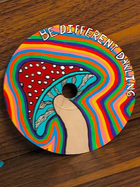 Cd Painting Ideas, Cute Painting Ideas On Canvas, Vinyl Record Art Ideas, Painted Records, Vinyl Paintings, On Canvas Painting Ideas, Cute Painting Ideas, Painting Ideas On Canvas Acrylic, Cd Wall Art