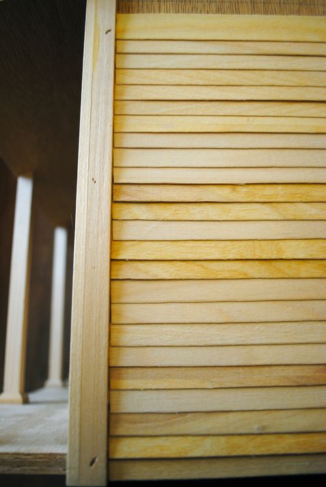 Taking Sides: DIY Dollhouse Siding – Through the Wardrobe Dollhouse Siding, Homemade Dollhouse, Monster High Dollhouse, Dollhouse Victorian, Maileg Doll House, Dollhouse Windows, American Girl Dollhouse, Outdoor Panels, Diy Barbie House