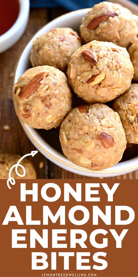 Almond Energy Bites, Oatmeal Balls, Breakfast Oats, Energy Bites Recipes, Energy Ball Recipe, Kids Lunches, Healthy Snacking, Honey Almonds, Protein Bites