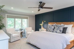 Navy Blue Bedrooms, Blue Accent Walls, Bedroom Color Combination, Classic Coastal, Navy Blue Walls, Bedroom Wall Paint, Bedroom Accent, Accent Wall Bedroom, Bohemian Bedroom Decor