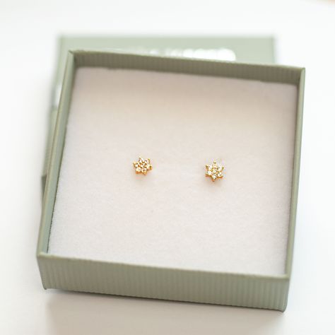 Gold crystal-studded earrings in Sterling Silver inset with cubic zirconia stones. The earrings are approx. 4mm wide. Super cute and easy to dress up, or down. The gold is 18K, the earrings are hallmarked 925 Silver. Treat yourself, or if you would like to gift it to a special someone else there is a ribboned gift box available, just select from the drop-down menu. I personally source and assemble all my Jewellery Pieces with love in Leicestershire UK. Processing time is one to two days. I will