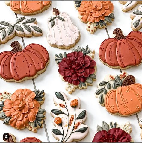 Custom Sugar Cookies. I’m in love with this color scheme. Harvest colors. It came out so bold and pretty and fall. And I was so excited to use my greenery cutter from @6bittersweets. Fall Desserts Decorated, Fall Floral Cookies Decorated, Mum Cookies Decorated, Fall Baby Shower Color Scheme, Fall Leaves Cookies Decorated, Minimalist Cupcakes Design, Autumn Cookies Decorated, Fall Leaves Cookies, Fall Wedding Cookies