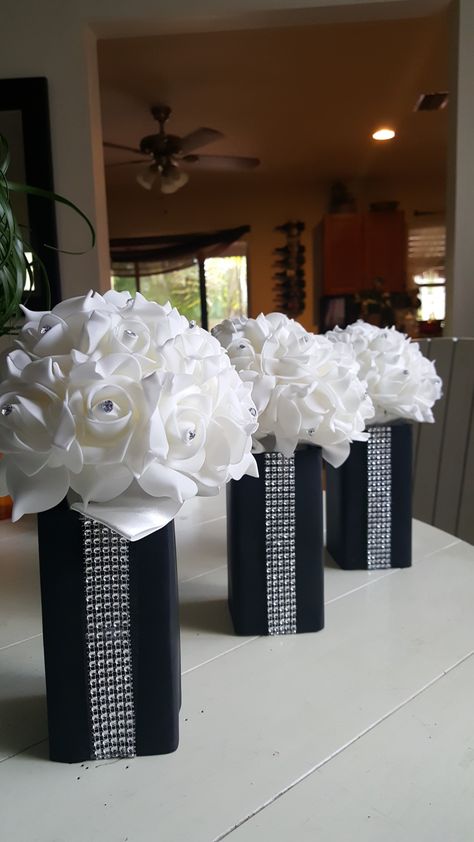 All Black Affair Centerpieces, Black And White Sweets Table Ideas, Diy Pearl Centerpieces, Black And Bling Centerpieces, Black And White Party Centerpieces Diy, All Black Wedding Centerpieces, Black And Champagne Centerpieces, Black Tie Event Centerpieces, Black Centerpieces For Party