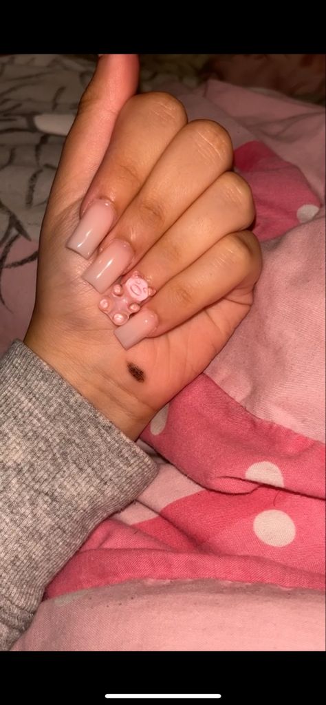 Nails With Gummy Bear Charms, Short Nails Ideas Summer, Pink Acrylic Nails Short, Nails Inspo Baddie, Nails Inspo Short, Gummy Bear Nails, Nails Short Pink, Cute Nails Ideas, Short Nails Inspo