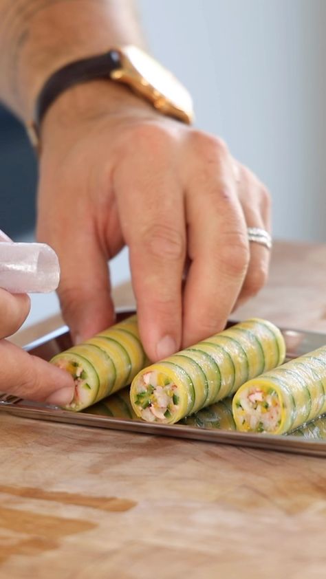 Jules Wiringa | Let’s make a zucchini & lobster roll! 🦞 It’s a great way to use the small lobster pieces like knees or broken claws and guests always love … | Instagram Croquette Fine Dining, Fine Dining Entree Ideas, Salmon Rolls Recipe, Fancy Starters, Canapes Ideas, Lobster Appetizers, Zucchini Roll, Gourmet Entrees, Fine Dining Menu