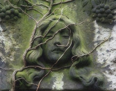 Solas Dragon Age, After Life, Green Aesthetic, Aphrodite, Mother Earth, Sculpture Art, Art Inspo, Vines, Art Reference