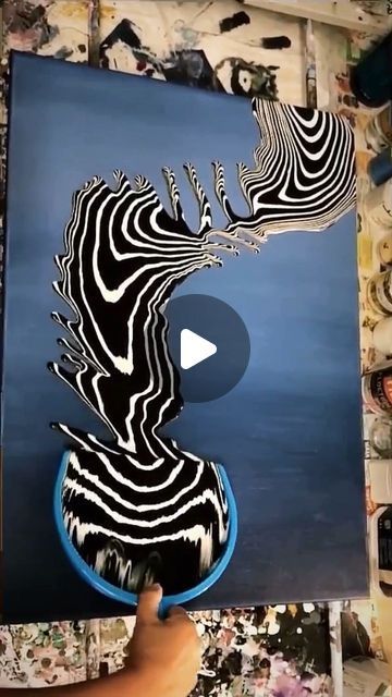 Check more at https://howcandothis.com/diyideas/33400/ Ideas For Abstract Painting, Paint Pouring Art Ideas, Black And White Painting Ideas On Canvas, Large Painting Ideas, Acrylic Pouring Art Ideas, Abstract Oil Painting Techniques, Acrylic Paint Tutorial, Diy Abstract Painting, Pour Painting Ideas