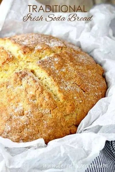 Traditional Irish Soda Bread Irish Bread, Traditional Irish Soda Bread, Honey Oat Bread, Irish Cooking, Irish Soda Bread Recipe, A Loaf Of Bread, Tasty Bread Recipe, Irish Food, Irish Soda