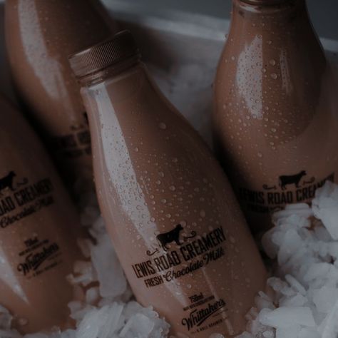 Chocolate Drink Aesthetic, Chocolate Milk Aesthetic, Milk Aesthetic, Drink Aesthetic, Chocolate Drink, Fresh Meat, Chocolate Drinks, Cafe Food, Milk Chocolate