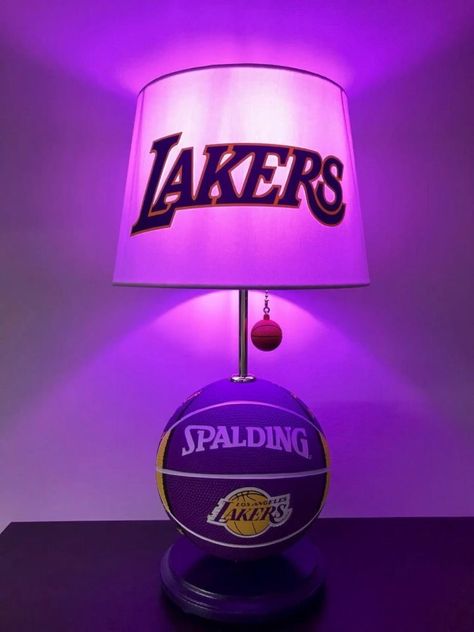 Basketball Room Decor, Basketball Bedroom, Sports Bedding, Basketball Room, Bola Basket, Lakers Basketball, Man Cave Home Bar, Basketball Wallpaper, Basketball Ball