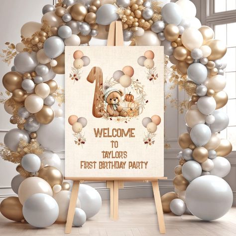 Teddy Bear Theme Birthday Party Decorations, Teddy Theme Birthday Decoration, Teddy Bear Birthday Theme Decor, 1 Year Baby Birthday Decoration, Teddy Birthday Theme, 1st Year Birthday Decoration Ideas, One Year Birthday Decoration Ideas, One Year Baby Boy Photoshoot, Teddy Themed Birthday Party