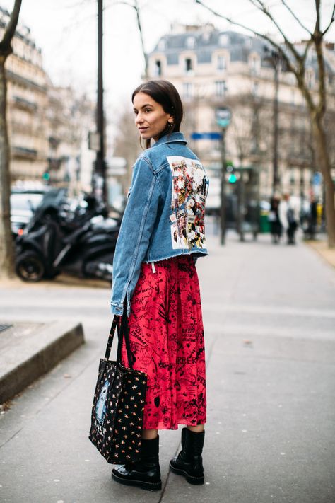 Winter Party Outfits, 2018 Street Style, Paris Street Style Fall, Moda Denim, Oufits Casual, Paris Fashion Week Street Style, Womenswear Fashion, Winter Party, Paris Street Style