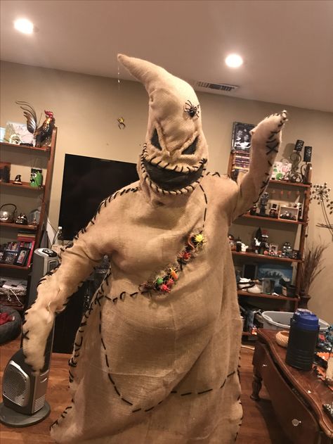 Oogie Boogie Yard Decor, Oogy Boogie Costume, How To Make Oogie Boogie Costume, Homemade Oogie Boogie Costume, Oggie Boggie Custom, Uggy Buggy Jack, Oogie Boogie Halloween Costume, Diy Boogie Man Costume, Boogie Oogie Costume