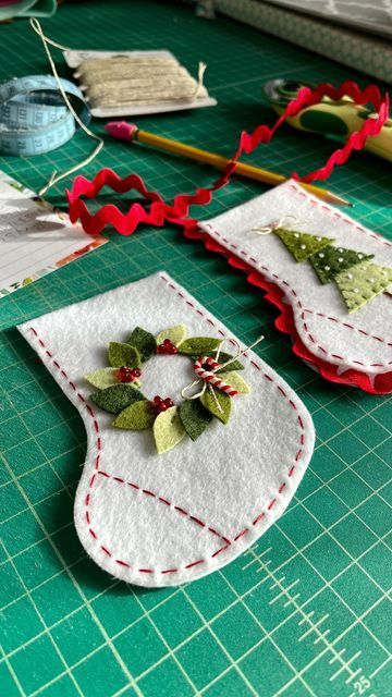 The Prettiest Ideas for DIY Sewn Christmas Ornaments - Wonder Forest Felt Stitched Christmas Ornaments, Cricut Felt Ornaments, Xmas Felt Crafts, Christmas Felt Projects, Felt Stocking Ornaments, Homemade Felt Christmas Ornaments, Handmade Felt Christmas Ornaments, Stocking Ornaments Diy, Felt Crafts Christmas Patterns Free Printable