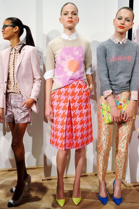 Dig the pink houndstooth in the J. Crew Spring 2013 RTW Collection - Fashion on TheCut Preppy Handbook, Jenna Lyons, J Crew Style, Fashion Week Spring, London Fashion Week, New York Fashion Week, Paris Fashion, Paris Fashion Week, Casual Chic