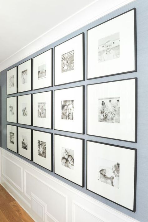 DIY photo gallery wall idea to help you design the best piece of art in your home! Black and white, large, black frames, full wall - #blackframes #largegallerywall #blackandwhitephotos || Nikki's Plate Wall With Pictures, Hallway Gallery Wall, Hallway Inspiration, Perfect Gallery Wall, Photo Wall Gallery, Gallery Wall Decor, Gallery Wall Frames, Wall Frames, Joanna Gaines