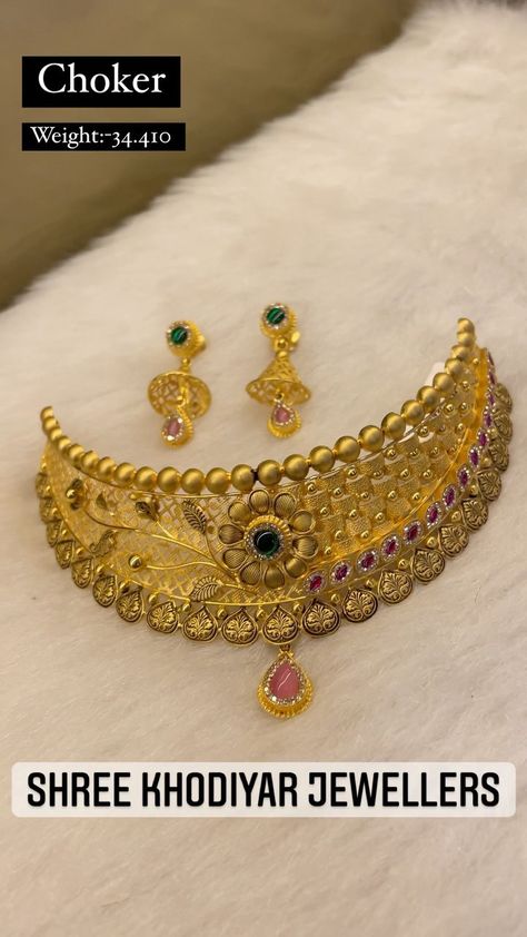 Darbari Jewellery Gold Necklace, Chokar Gold Set, Chokar Design Jewelry In Gold, Bridal Choker Set, Rajput Jewellery, Jay Mataji, Dj Movie, Choker Design, Unique Gold Jewelry Designs