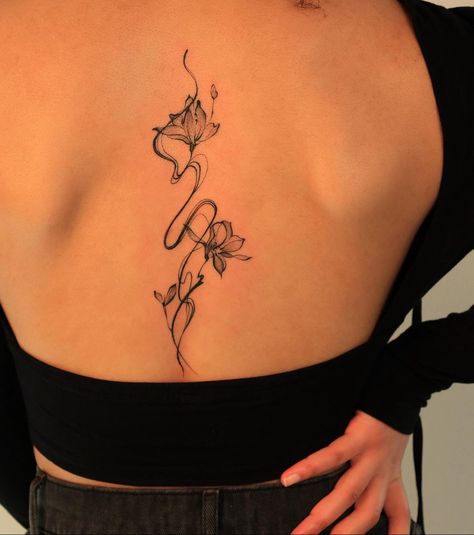 Divine Feminine Spine Tattoo, Back Tattoos Women Spine, Middle Neck Tattoos Women, Spider Lily Back Tattoo, Top Of Spine Tattoos For Women, Unique Spine Tattoo Design, Back Tattoo Women Japanese, Dark Feminine Tattoos Ideas, Daffodil Spine Tattoo