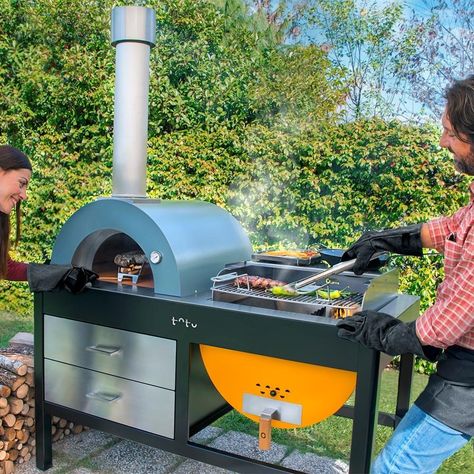 Toto Pizza Oven & Grill with Accessories #cook, #grill, #outdoor, #oven, #pizza Italian Bbq, Italian Pizza Oven, Pizza Grill, Outdoor Cooker, Charcoal Bbq Grill, Bbq Pizza, Grill Oven, Portable Grill, Outdoor Oven