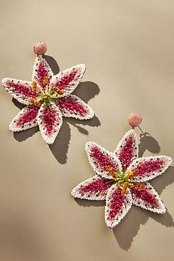 Beaded Flower Earrings, Beading Designs, Accessories Beads, Deepa Gurnani, Jewerly Beads, Beaded Earring, Bead Embroidery Jewelry, Beads Earrings, Embroidery Designs Fashion