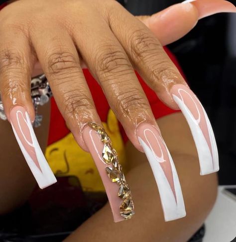 Pink Pearl Nails, Curve Nails, Nails Hailey Bieber, Fye Nails, Rich Auntie, Acrylic Pink, Curved Nails, Nails Inspired, Duck Nails