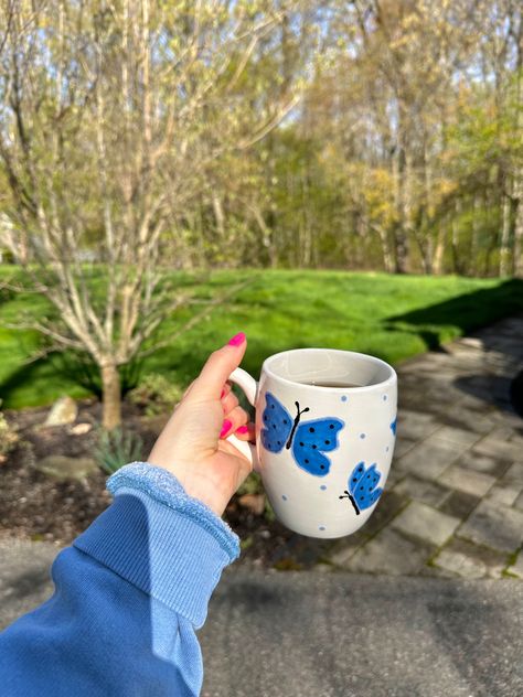 Butterfly Clay Mug, Butterfly Pottery Painting, Pink Nails Natural, Nail Inspo Spring, Butterfly Pottery, Summer Nails Pink, Butterfly Clay, Nail Inspo Summer, Butterfly Mug