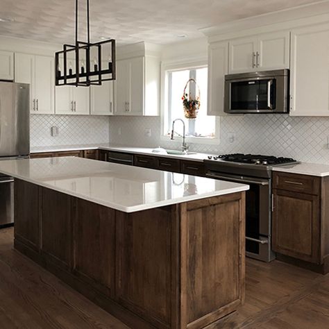 Two Tone Kitchen Reface Two Tone Wood Cabinets, Dual Tone Cabinets Kitchen, Two Toned Wood Kitchen Cabinets, Two Tone Kitchen Cabinets Brown, Modern Two Tone Kitchen Cabinets, Dual Tone Cabinets, Two Tone Wood Kitchen Cabinets, Two Tone Kitchen Cabinets Ideas, Wood Toned Kitchen