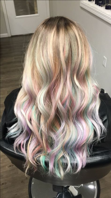 Mermaid Hair Highlights, Blonde With Pastel Highlights, Pastel Highlights In Blonde Hair, Cotton Candy Highlights, Color Highlights For Blondes, Blonde With Color Highlights, Unique Hair Color Ideas For Blondes, Pastel Hair Highlights, Tatum Aesthetic