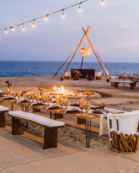 Boho Beach Dinner Party, Bonfire Beach Wedding, Wedding Beach Bonfire, Beach Wedding Bonfire, Beach Cabana Ideas, Beach Bonfire Wedding, Beach Bonfire Party Ideas, Beach Wedding Food, Beach Welcome Party