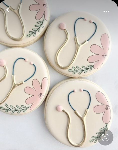 Nurses Cookies, Cute Stethoscope, Medical Cookies, Nurse Cookies, Royal Iced Cookies, Sugar Cookie Royal Icing, Iced Sugar Cookies, Cookie Business, Graduation Cookies