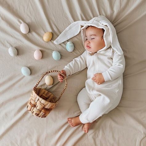 Baby Photo Shoot Ideas, Baby Easter Pictures, Rabbit Hoodie, Baby Holiday Photos, Easter Baby Photos, Baby Boy Easter Outfit Infants, Decorated Easter Eggs, Easter Romper, Baby Boy Easter