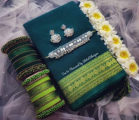 Engagement Gift Baskets Indian For Bride, Styling Dupatta, Best Friend Marriage, Marriage Gift Ideas, Best Friend Wedding Gift, Marriage Dresses, Best Friend Wedding Gifts, Engagement Gift Baskets, Bff Wedding