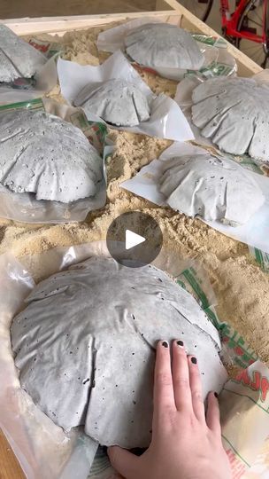 Mushroom Halloween Decorations, Diy Garden Mushrooms How To Make, How To Make Concrete Mushrooms, Diy Cement Mushrooms, Concrete Mushrooms Diy Yard Art, Plaster Mushrooms, Giant Mushrooms Diy, Concrete Mushrooms Diy, Mushroom Outdoor Decor