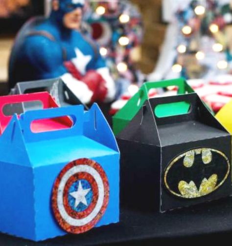 To end our list we've found a fun way to make your own superhero party favor boxes that is quick and easy and looks amazing.Just add some superhero symbols to a bunch of colorful takeout boxes and you've got a cool themed party favor box! See more party ideas and share yours at CatchMyParty.com #catchmyparty #partyideas #superheroparty #superheropartyfavorboxes Superhero Party Favors, Superman Party, Superheroes Party, Marvel Birthday Party, Marvel Party, Avenger Birthday Party, Avengers Party, Batman Party, Spiderman Party