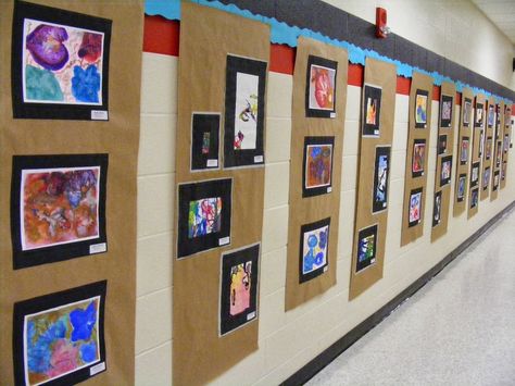 Art Displays Classroom, Art Show Display Ideas For Kids, School Art Display Ideas, Elementary Art Display, Elementary Art Show Ideas, Elementary Art Show Display Ideas, Art Display Classroom, Art Show Ideas, Elementary Art Show